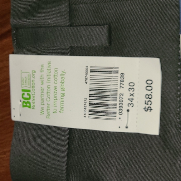 Dockers Comfort Relaxed gray khakis - Picture 3 of 6